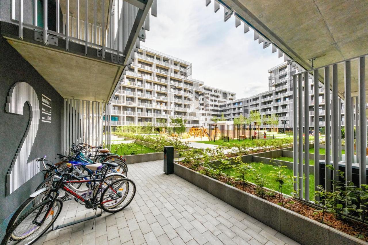Mieszkanie Z Mini Ogrodkiem Hamak Brazylijski Warsaw Exterior photo